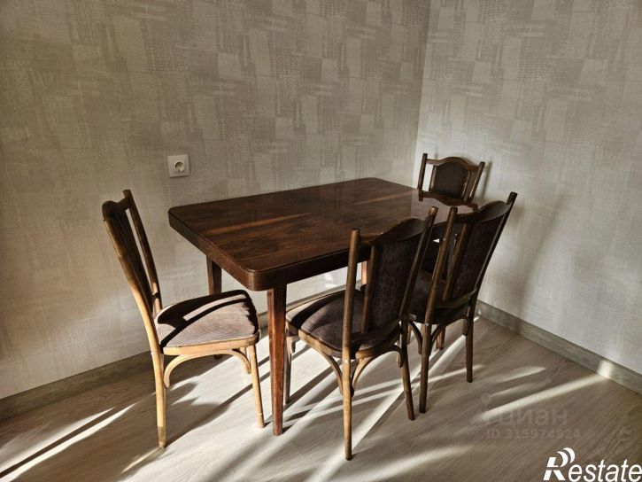 3-комн квартира ул Павлюхина, 122,  д. 122