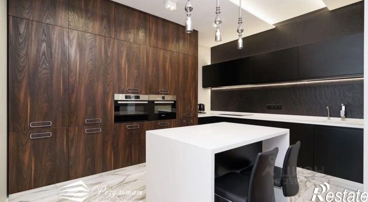 3-комн квартира пр-кт Альберта Камалеева, 1,  д. 1