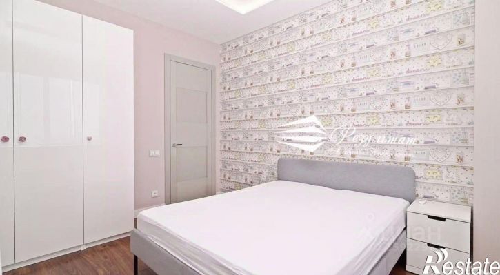 3-комн квартира пр-кт Альберта Камалеева, 1,  д. 1