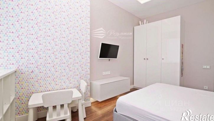 3-комн квартира пр-кт Альберта Камалеева, 1,  д. 1