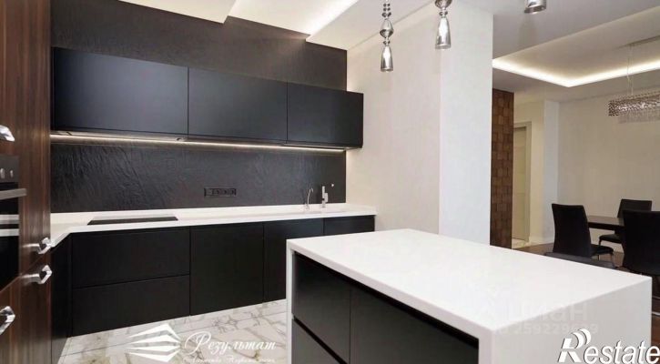 3-комн квартира пр-кт Альберта Камалеева, 1,  д. 1