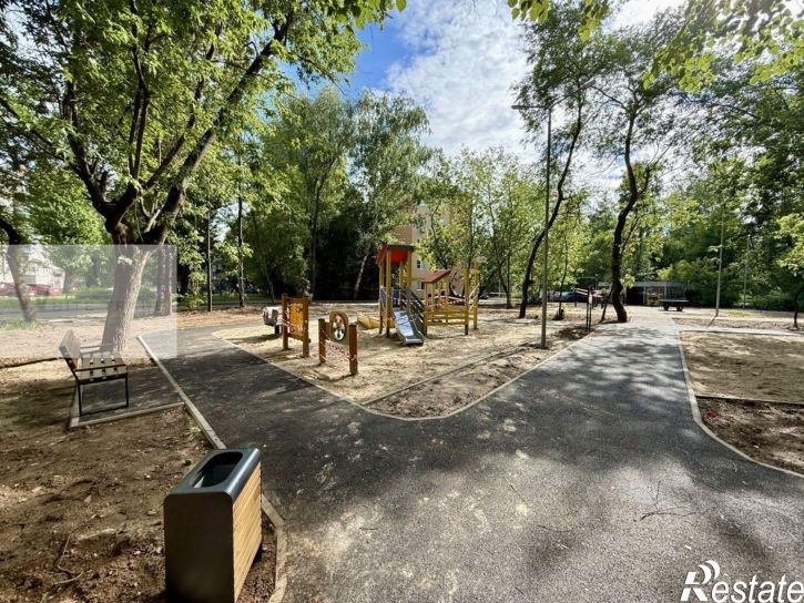 2-комн квартира ул Рихарда Зорге, 5,  д. 5