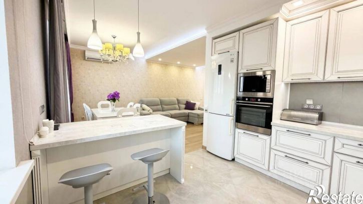 3-комн квартира улица Баки Урманче, 1,  д. 1