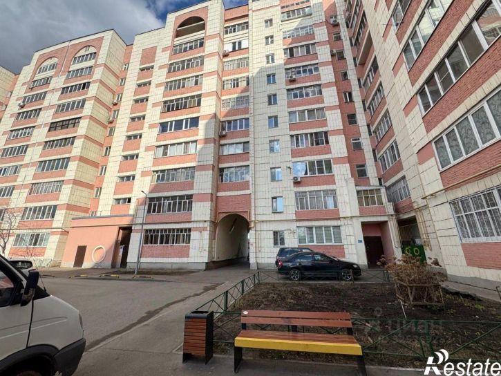 2-комн квартира улица Глазунова, 8 к1,  д. 8 к1