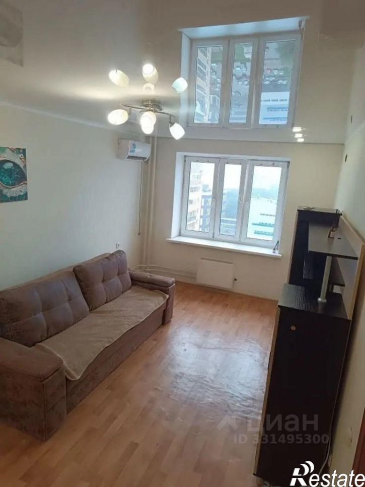 2-комн квартира ул Чингиза Айтматова, 5,  д. 5
