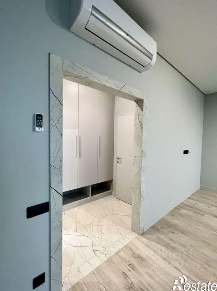 2-комн квартира пр-кт Альберта Камалеева, 1,  д. 1
