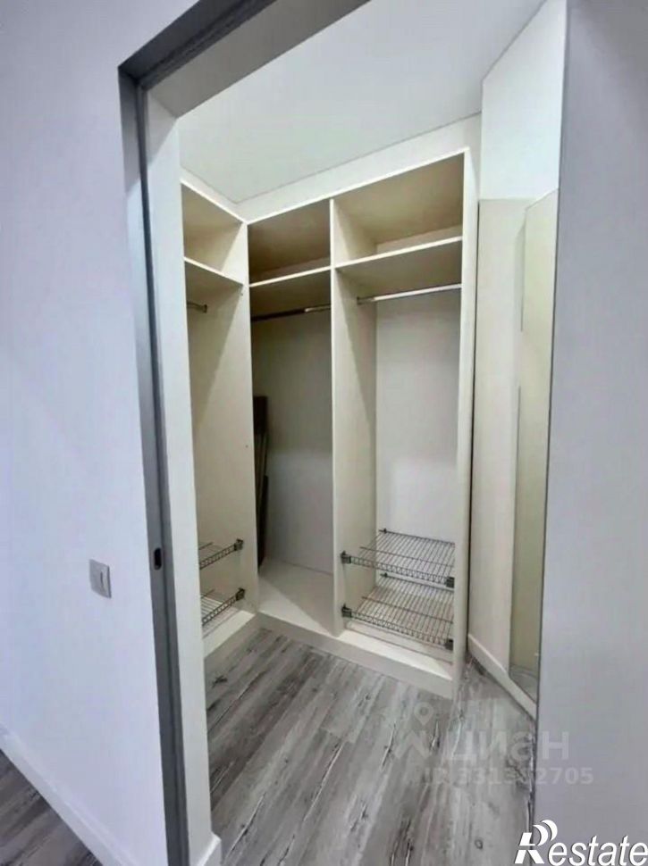 2-комн квартира пр-кт Альберта Камалеева, 1,  д. 1