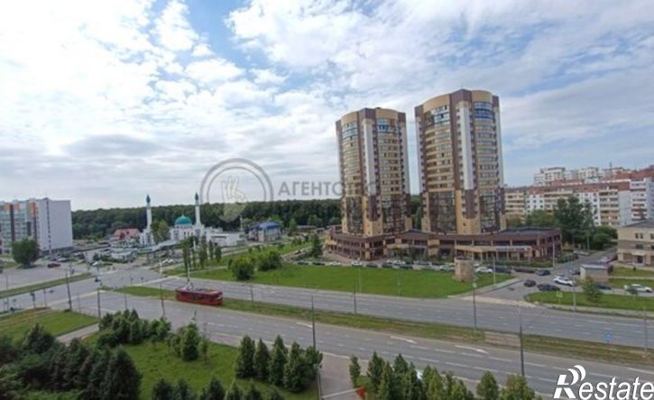 2-комн квартира улица Рихарда Зорге, 121,  д. 121