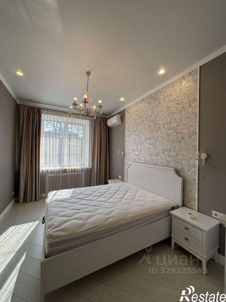 2-комн квартира улица Бутлерова, 45,  д. 45