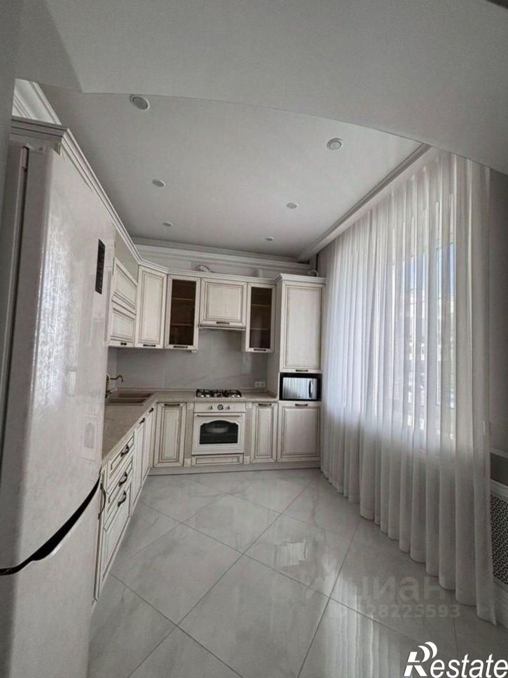 2-комн квартира улица Бутлерова, 45,  д. 45