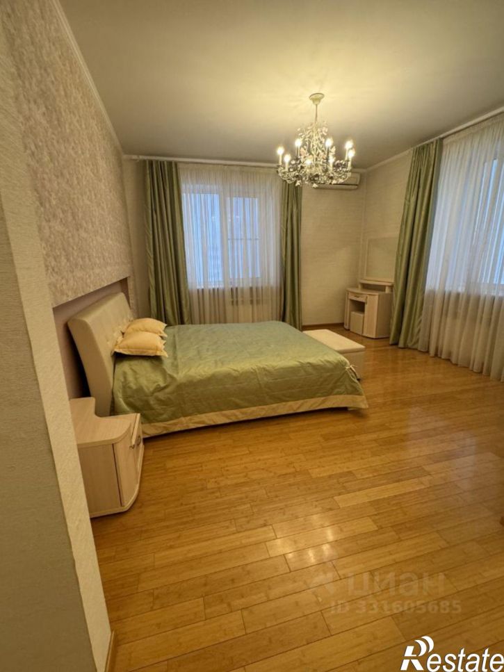 5-комн квартира улица Вишневского, 22,  д. 22