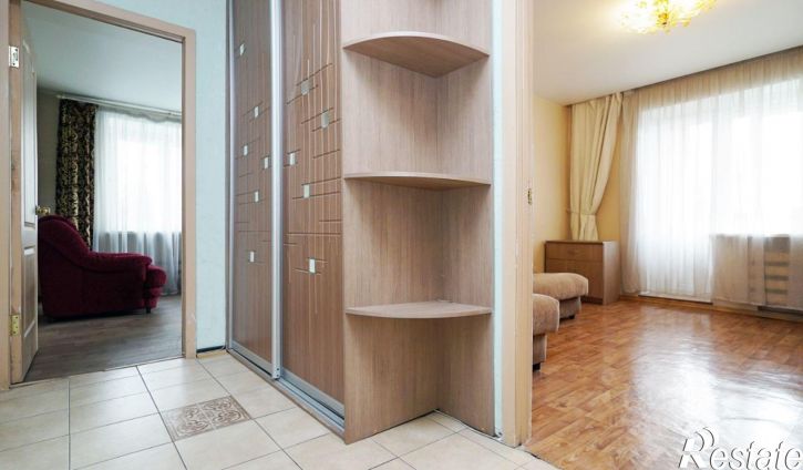 2-комн квартира улица Вишневского, 61,  д. 61