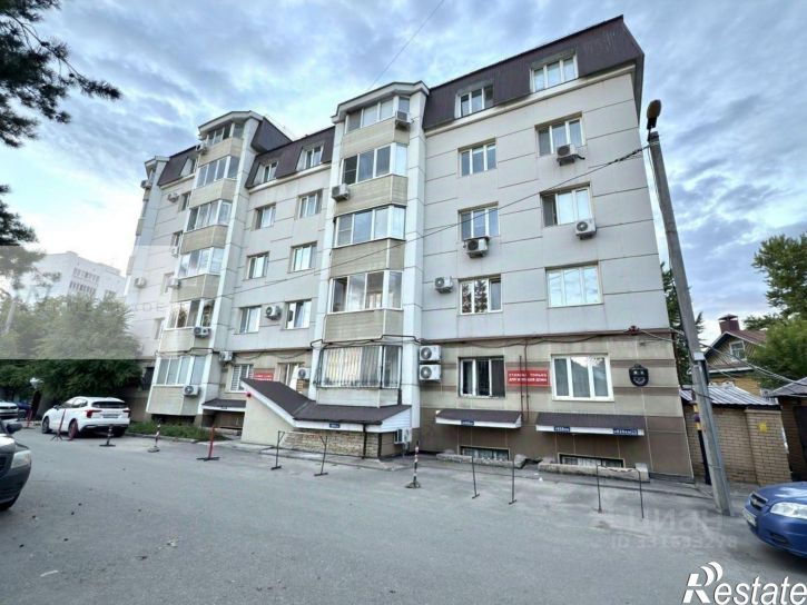 3-комн квартира улица Зайни Султана, 8,  д. 8