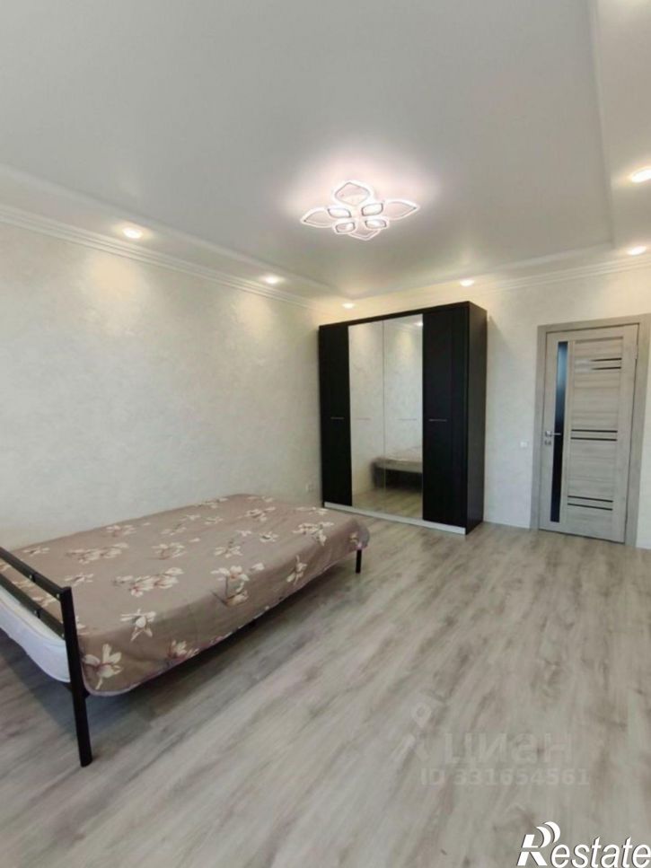 1-комн квартира улица Аделя Кутуя, 110Д к2,  д. 110Д к2