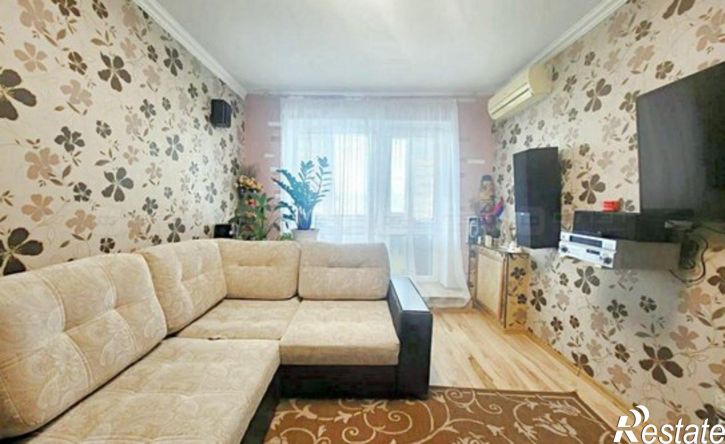 2-комн квартира ул Адоратского, 44,  д. 44