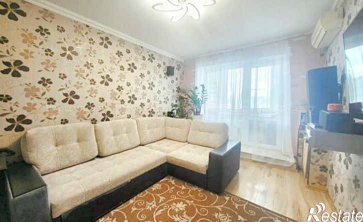 2-комн квартира ул Адоратского, 44,  д. 44