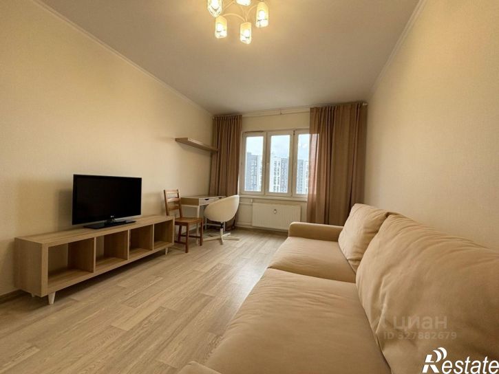 2-комн квартира пр-кт Альберта Камалеева, 32,  д. 32