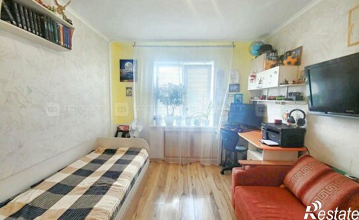 2-комн квартира ул Адоратского, 44,  д. 44