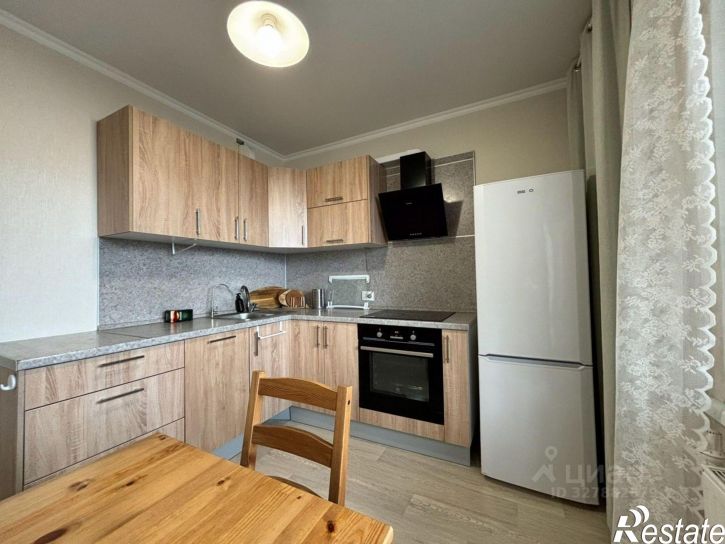 2-комн квартира пр-кт Альберта Камалеева, 32,  д. 32