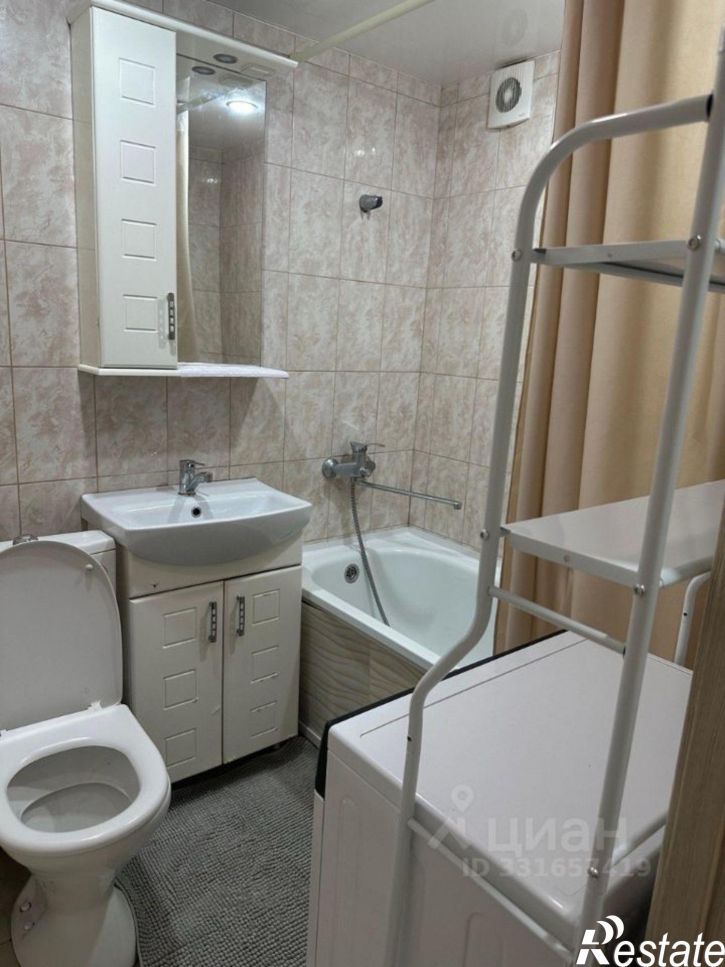 2-комн квартира ул Адоратского, 13,  д. 13