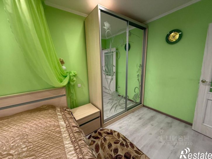 2-комн квартира ул Декабристов, 93,  д. 93