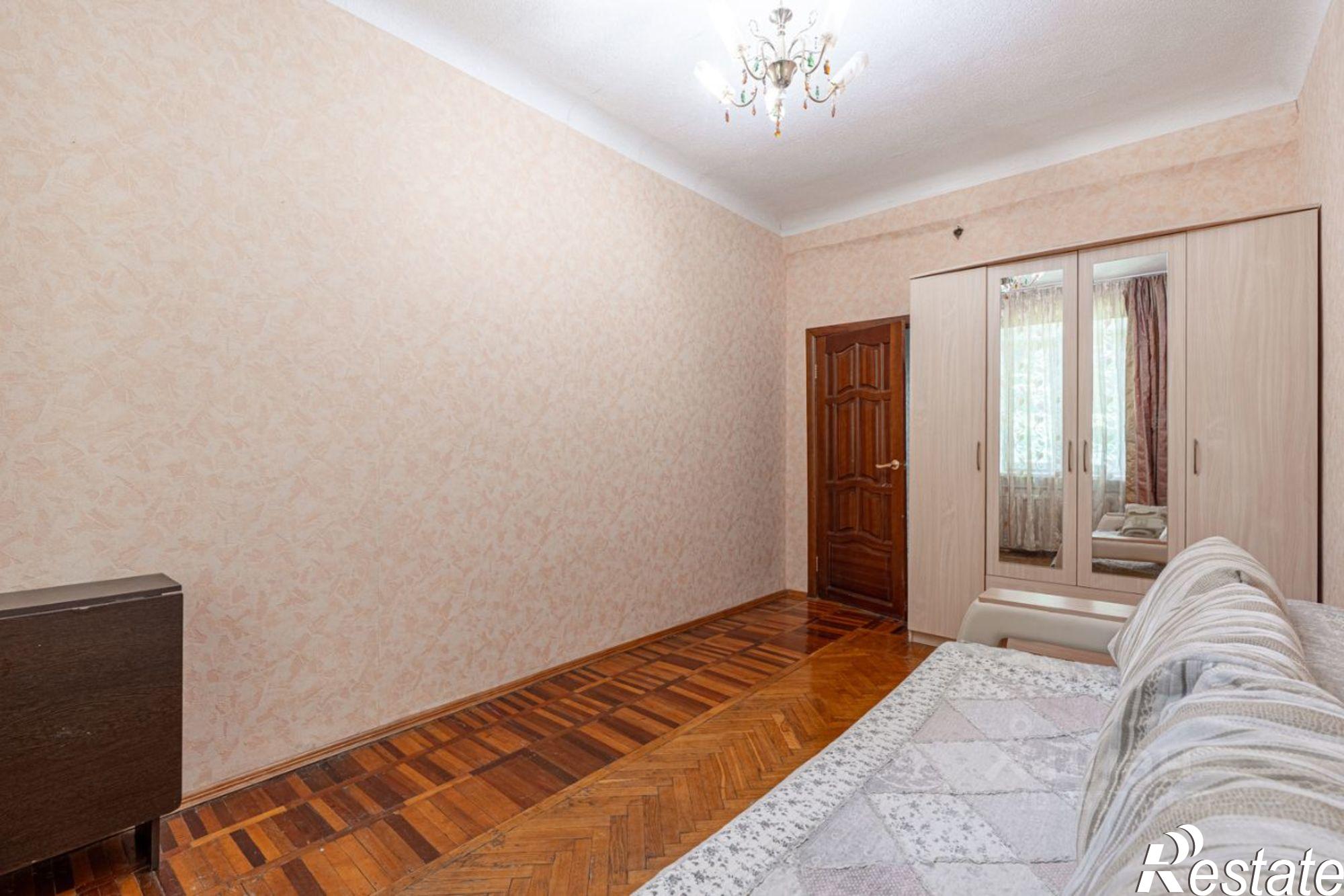 Купить квартиру за 11 900 000 рублей