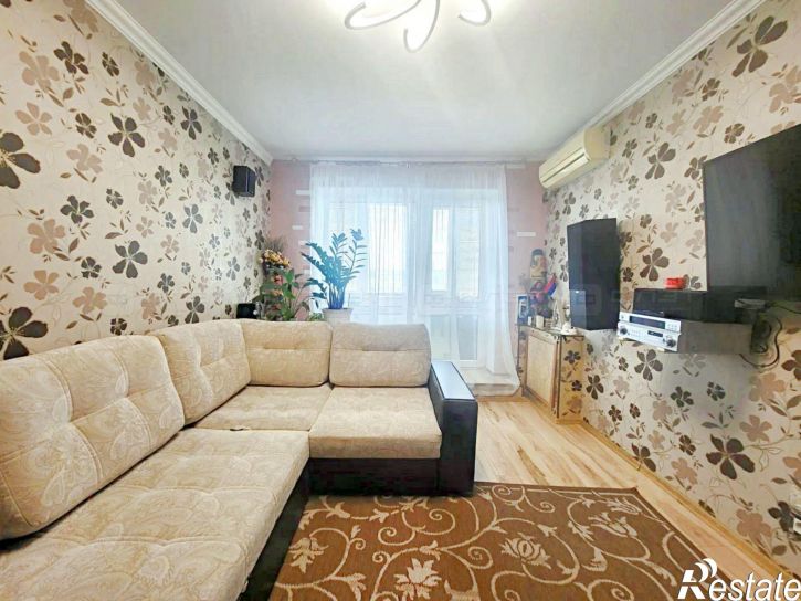 2-комн квартира ул. Адоратского, дом 44