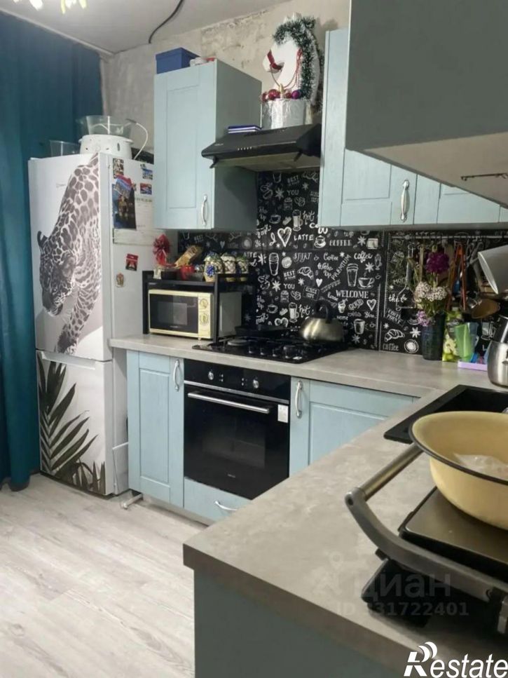 3-комн квартира ул Адоратского, 35,  д. 35