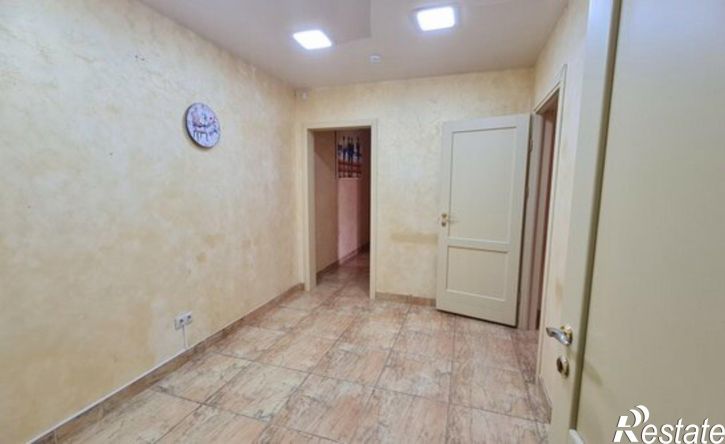 5-комн квартира ул Лушникова, 10,  д. 10