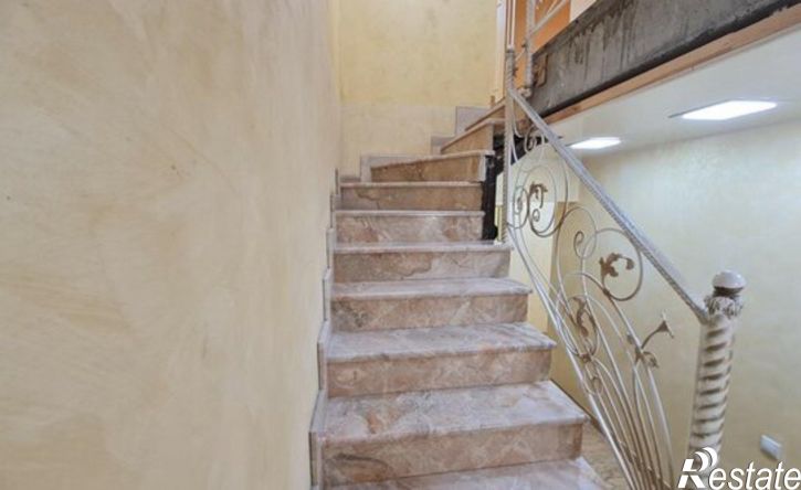 5-комн квартира ул Лушникова, 10,  д. 10