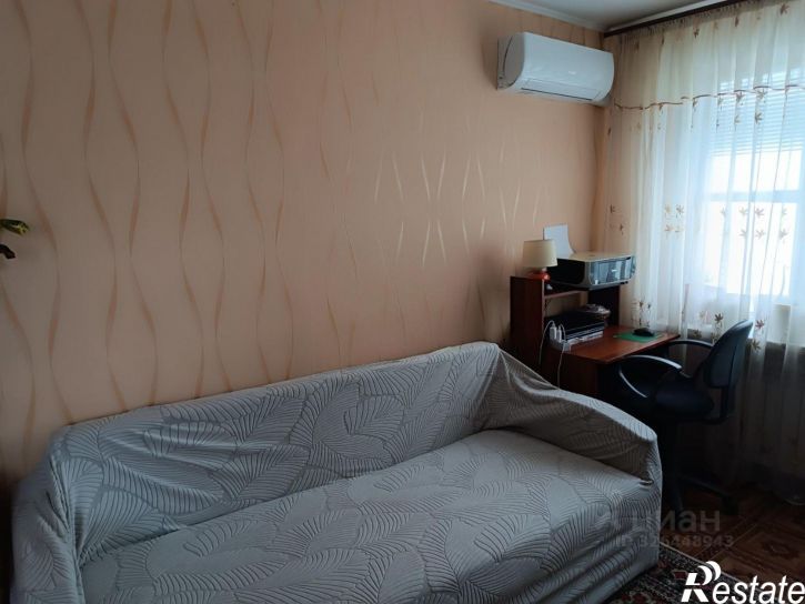 2-комн квартира ул Юлиуса Фучика, 52,  д. 52