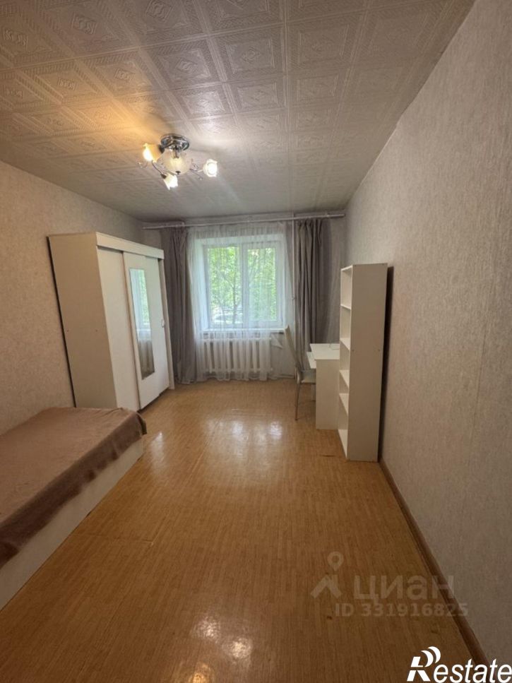 3-комн квартира ул Адоратского, 36,  д. 36