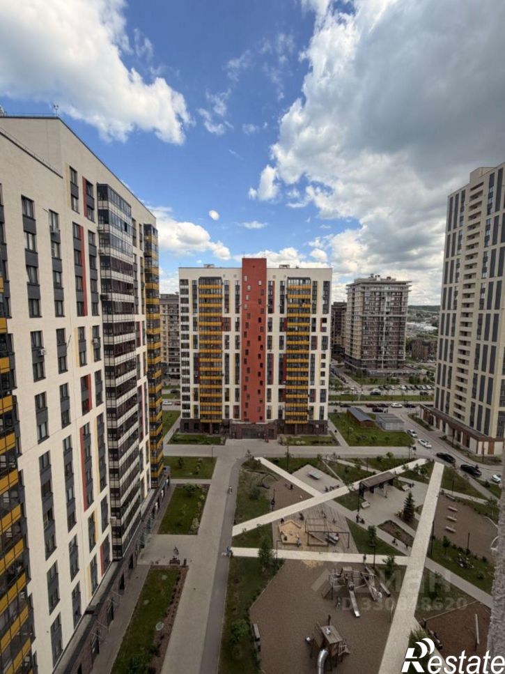 3-комн квартира ул Александра Курынова, 4 4,  д. 4 4,  к. 4