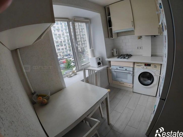 3-комн квартира ул. Павлюхина, дом 122
