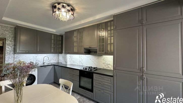 3-комн квартира пр-кт Победы, 210а,  д. 210а