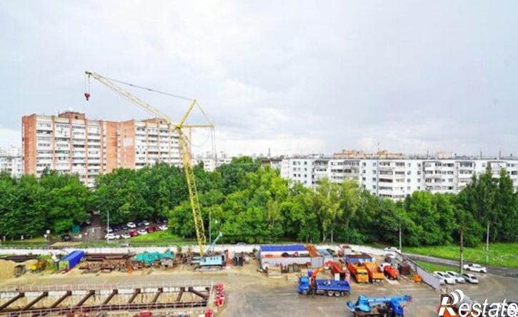3-комн квартира ул Юлиуса Фучика, 42,  д. 42