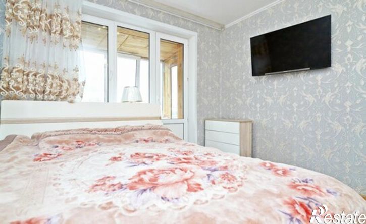 3-комн квартира ул Юлиуса Фучика, 42,  д. 42