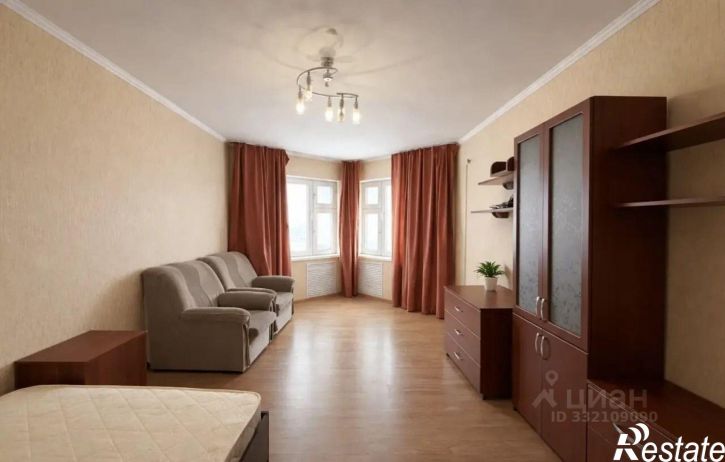 2-комн квартира пр-кт Победы, 100,  д. 100