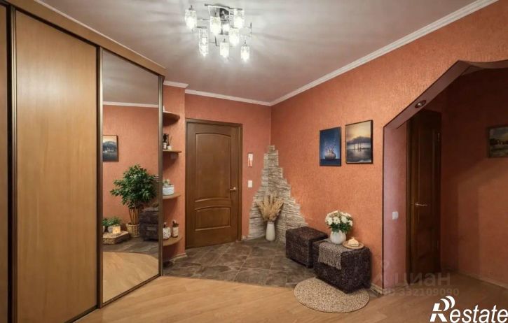 2-комн квартира пр-кт Победы, 100,  д. 100