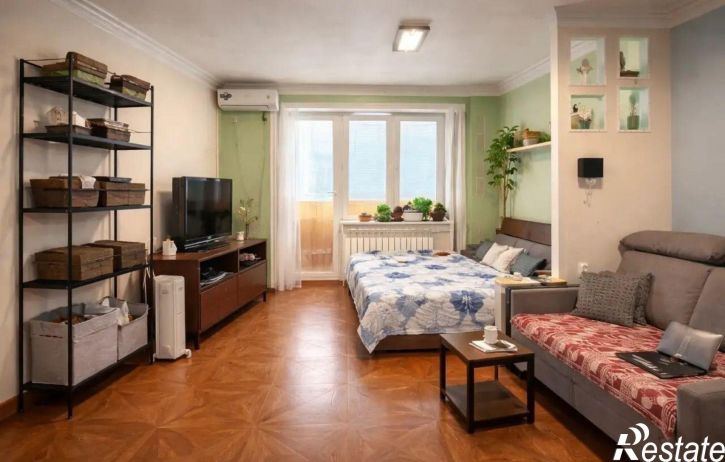 2-комн квартира ул Адоратского, 60,  д. 60