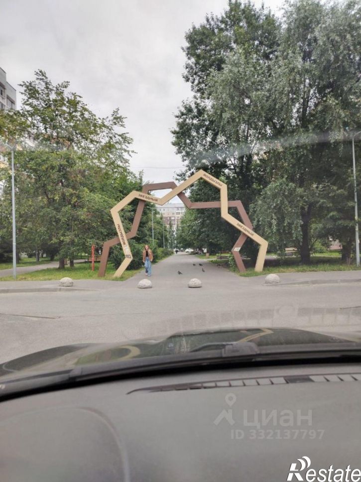 1-комн квартира пр-кт Победы, 126А,  д. 126А