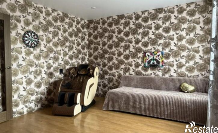 3-комн квартира ул Чингиза Айтматова, 7,  д. 7