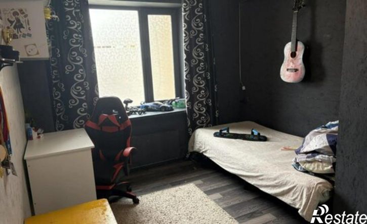 3-комн квартира ул Чингиза Айтматова, 7,  д. 7