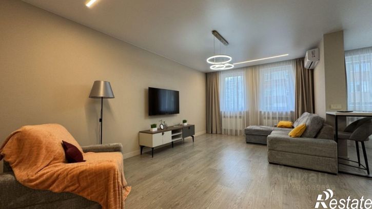 3-комн квартира ул Адоратского, 1Б,  д. 1Б
