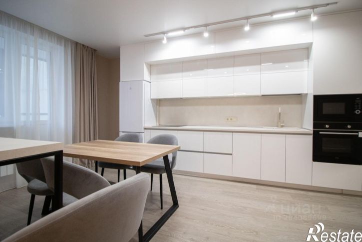 3-комн квартира ул Адоратского, 1Б,  д. 1Б