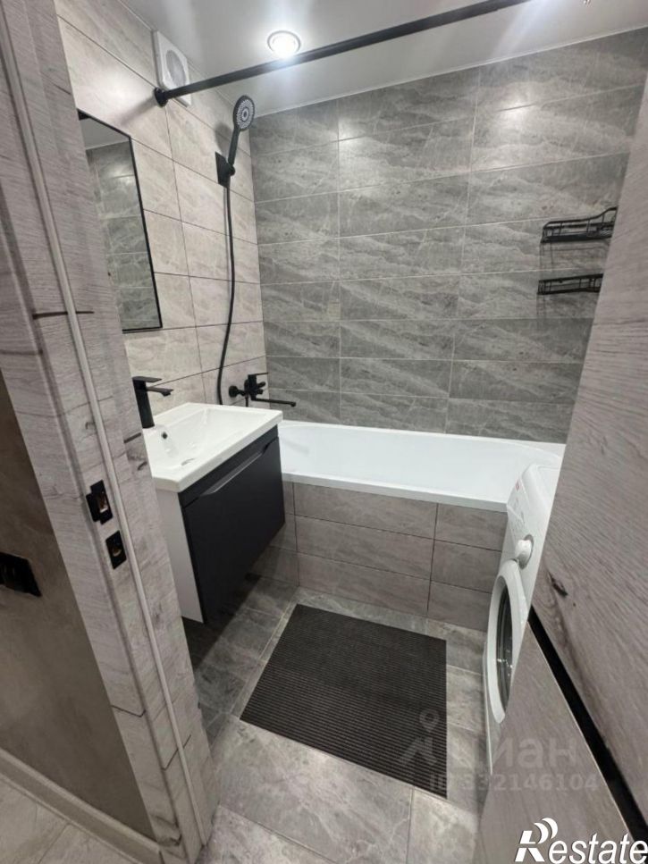 2-комн квартира ул Портовая, 37В 1,  д. 37В 1,  к. 1