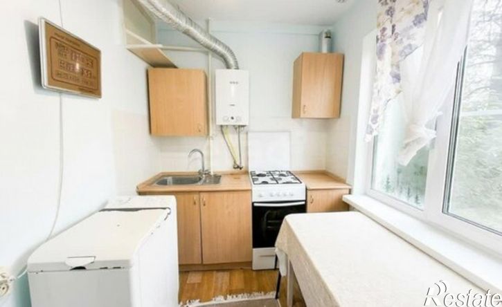 2-комн квартира ул Красной Позиции, 15,  д. 15