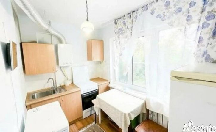 2-комн квартира ул Красной Позиции, 15,  д. 15