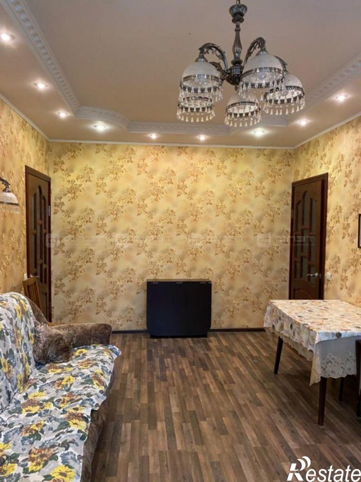 3-комн квартира ул. Шамиля Усманова, дом 19