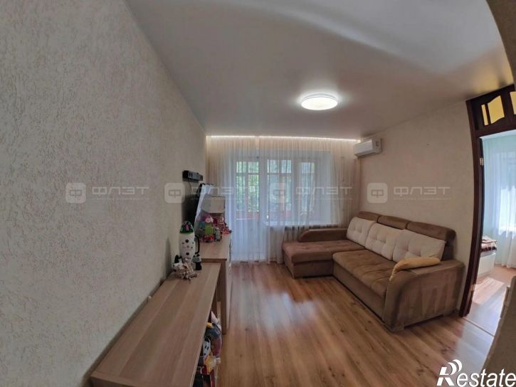 3-комн квартира ул. Павлюхина, дом 122